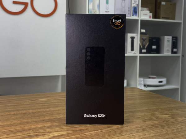 qLCXc684I8.jpg